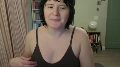 Rose Noire online show from 02/23/26, 09:23