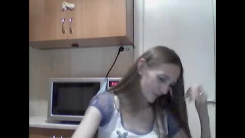 Snapshot of youur_light chatting on 12/13/25, 07:53 Youur light online show from 12/13/25, 07:53