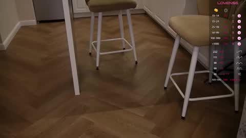 youur_sweetheart online show from 10/23/25, 03:33