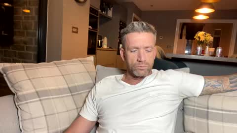 You want us 69 online show from 01/30/25, 05:41