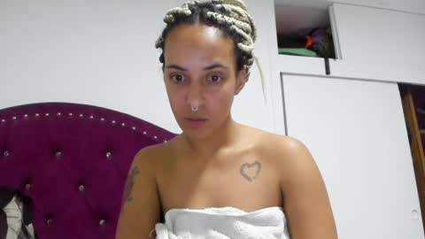 Snapshot of youwishtobeme chatting on 12/30/24, 03:03 elizabeth ju online show from 12/30/24, 03:03