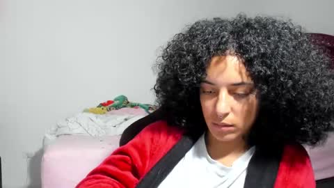 Snapshot of youwishtobeme chatting on 02/18/25, 12:04 elizabeth ju online show from 02/18/25, 12:04