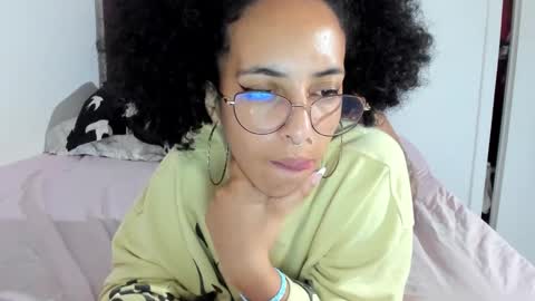 Snapshot of youwishtobeme chatting on 02/23/25, 11:25 elizabeth ju online show from 02/23/25, 11:25