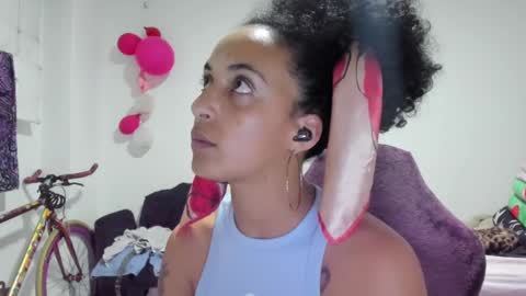 Snapshot of youwishtobeme chatting on 02/27/25, 11:48 elizabeth ju online show from 02/27/25, 11:48