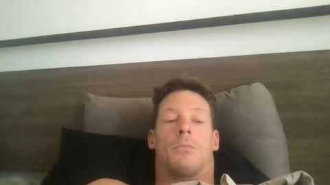 yoyoyo1221 online show from 12/04/25, 01:04