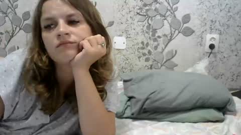 Yoyrgirlxq online show from 07/08/26, 06:18