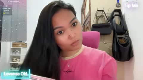 yrdrmgrl_jennie26 online show from 05/02/26, 01:16
