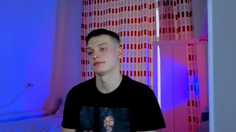 yrshela online show from 03/21/26, 02:42