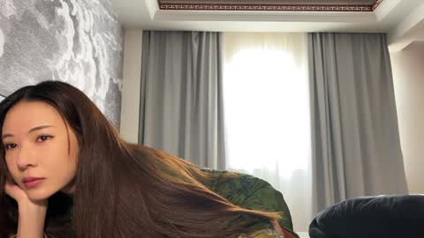 lili online show from 02/26/26, 06:45