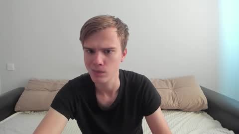 Yue Lang and Samm online show from 10/04/25, 10:24