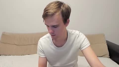 Yue Lang and Samm online show from 10/06/25, 06:16