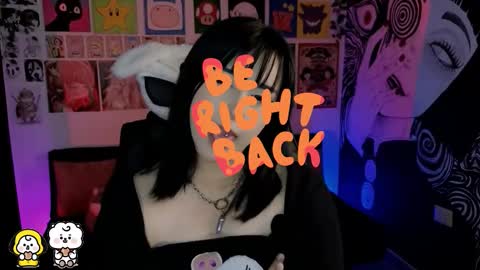 Snapshot of yuhwa chatting on 12/13/25, 09:20 rawr Anne Independent model online show from 12/13/25, 09:20