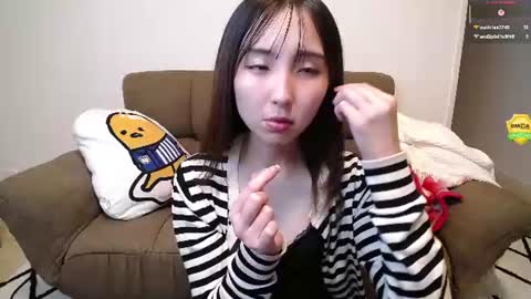 Snapshot of yui_x chatting on 07/21/26, 12:18 yui_x online show from 07/21/26, 12:18