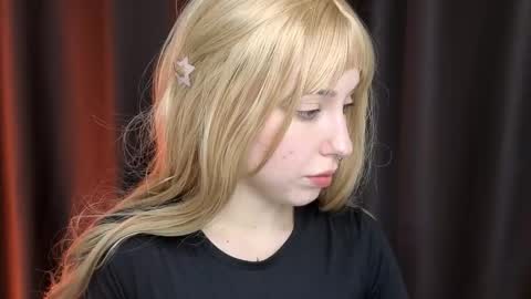 Misa online show from 12/03/25, 03:32