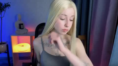 Misa online show from 04/11/26, 07:40