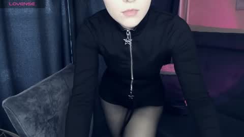 YukiShine online show from 05/15/26, 10:44