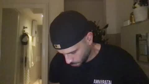 yul53 online show from 09/19/25, 04:40