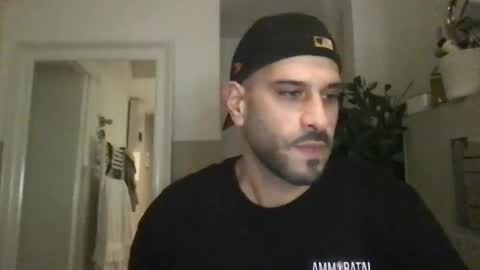 yul53 online show from 09/28/25, 01:16