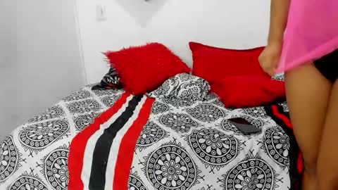 yuleimys_rosse online show from 12/02/25, 12:16