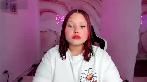 Yuliet online show from 11/12/25, 04:07