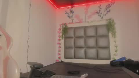 yuli_manson online show from 04/20/26, 07:48