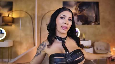 Yulia online show from 10/14/25, 05:47