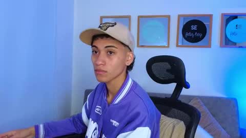 yulian_vasquez online show from 09/11/25, 12:27