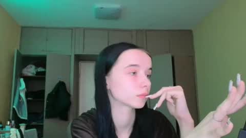 Yuliia online show from 03/11/26, 07:36