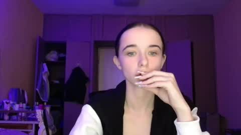 Yuliia online show from 03/13/26, 07:26