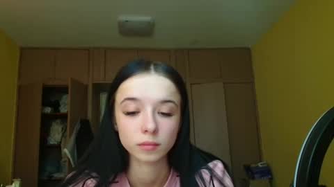 Yuliia online show from 04/23/26, 02:30