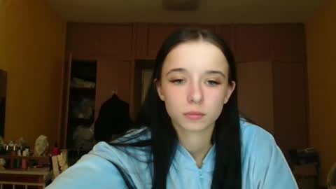 Yuliia online show from 04/28/26, 12:32