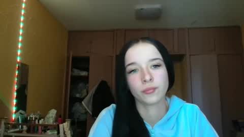 Yuliia online show from 04/29/26, 08:07