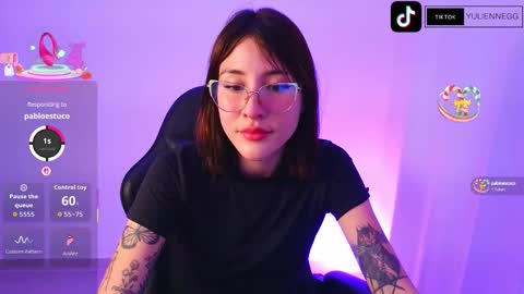 Snapshot of yulienne chatting on 09/14/25, 03:05 Yulienne online show from 09/14/25, 03:05