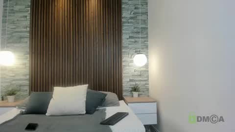 Snapshot of yulievans chatting on 12/31/24, 12:04 yulievans online show from 12/31/24, 12:04