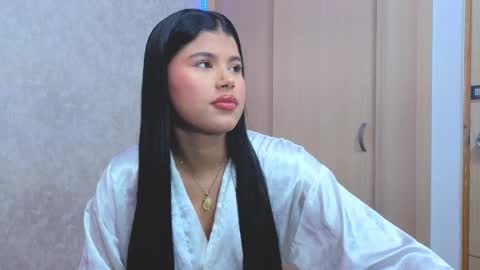 yulissa_girls online show from 04/19/26, 01:32