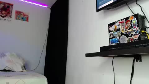 Snapshot of yulitattoo09 chatting on 02/05/26, 03:33 July Lovely online show from 02/05/26, 03:33