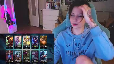 Kris online show from 02/01/25, 07:02