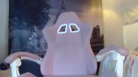 Snowflake online show from 11/29/25, 03:59