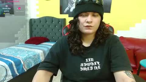 Snowflake online show from 12/16/25, 08:14