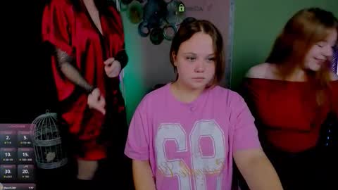 Snapshot of yume_sakura_ chatting on 10/08/25, 08:17 yume_sakura_ online show from 10/08/25, 08:17