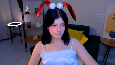 Yumi online show from 03/16/26, 08:07