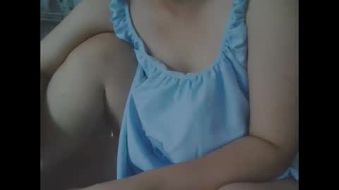 yumi123_ online show from 10/17/25, 11:51