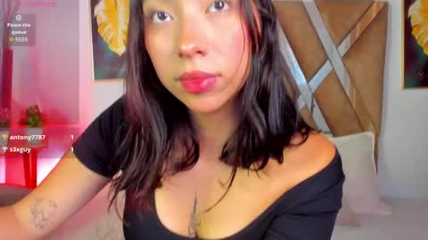 YUMI KAORI  online show from 04/30/26, 02:23