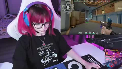 Yumi 3 online show from 04/26/26, 03:32