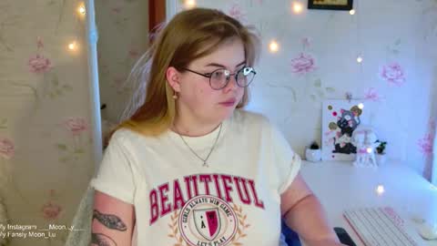 Polly online show from 11/29/25, 12:19