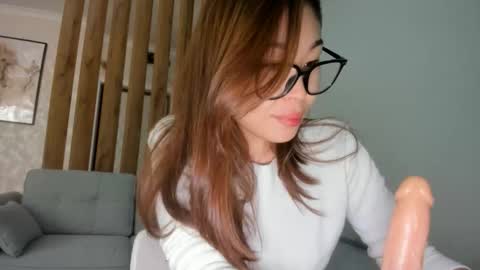 Yumi online show from 10/01/25, 06:19