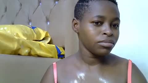 yummy_boobs01 online show from 04/20/26, 07:33