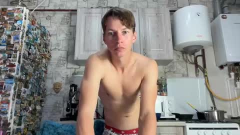 Snapshot of yummyalexxx chatting on 05/15/26, 04:36 Alex online show from 05/15/26, 04:36