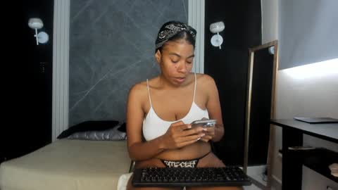 Yummyduo online show from 01/19/25, 02:59