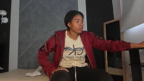 Yummyduo online show from 02/11/25, 12:05